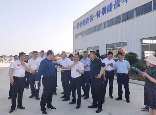 枣阳市市长武义泉一行莅临航天润滑油厂区视察指导工作 枣阳市市长武义泉一行莅临航天润滑油厂区视察指导工作