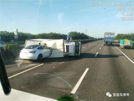 特斯拉最新安全报告：自动驾驶比人类驾驶更可靠