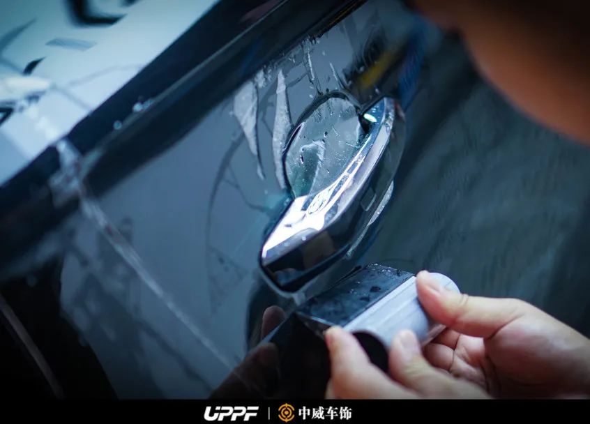 贴膜这事儿上,你是佛系派还是讲究派? 贴膜这事儿上,你是佛系派还是讲究派?