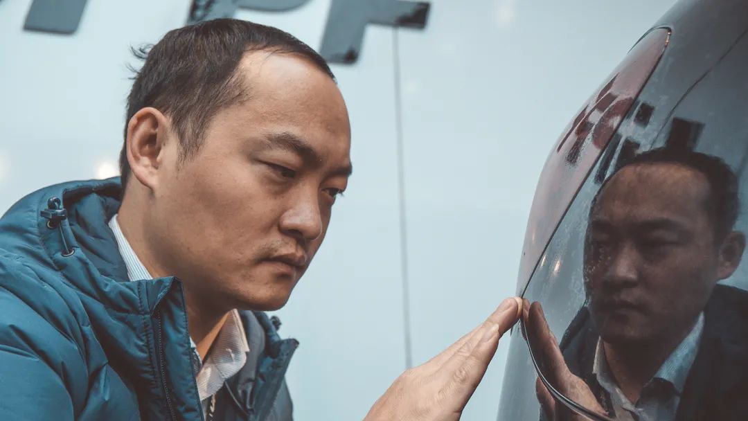贴膜这事儿上,你是佛系派还是讲究派? 贴膜这事儿上,你是佛系派还是讲究派?