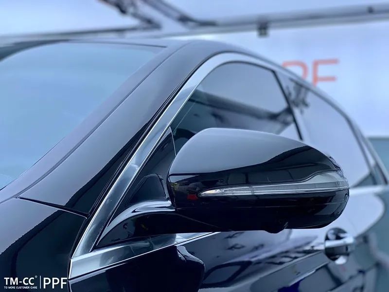 焕然“E”新 ,奔驰E300L装贴TM-CC隐形车衣 焕然“E”新 ,奔驰E300L装贴TM-CC隐形车衣
