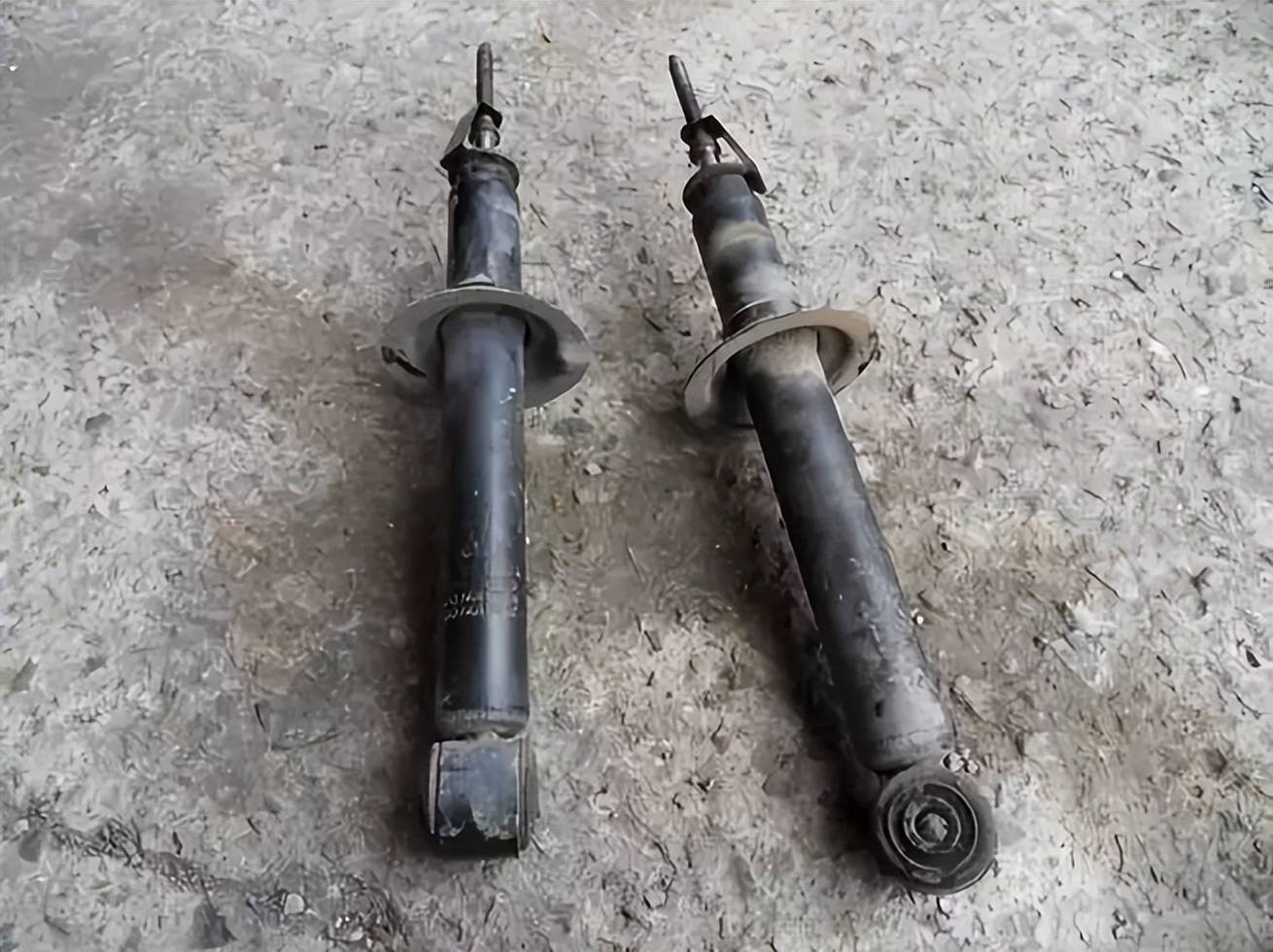 不换就“要命”?汽车减震器真的有使用极限吗? 不换就“要命”?汽车减震器真的有使用极限吗?