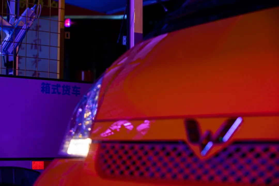 小货车,粉色的,随时随地的开趴体 小货车,粉色的,随时随地的开趴体