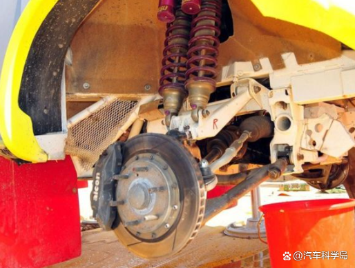 双叉臂和五连杆,哪种悬架适合高性能车 双叉臂和五连杆,哪种悬架适合高性能车
