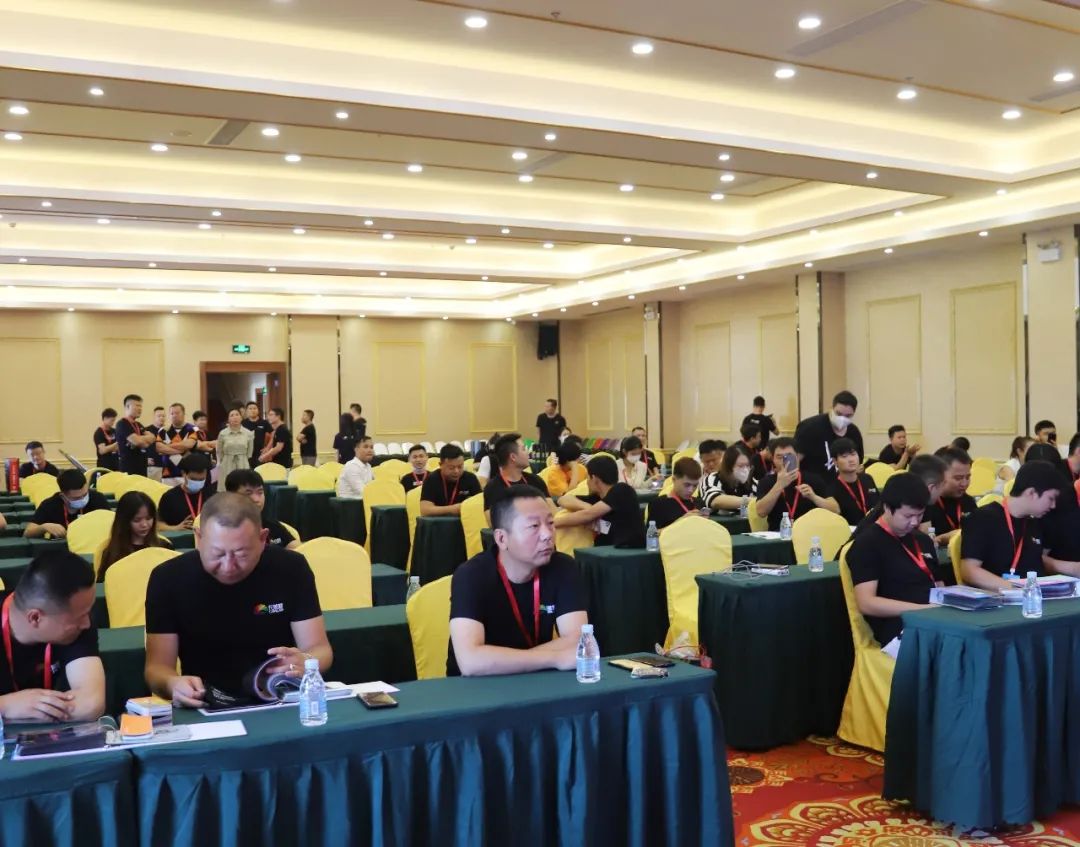 聚焦跨越·驭领未来|卡莱斯2022年全国经销商会议暨新品发布会圆满落幕 聚焦跨越·驭领未来|卡莱斯2022年全国经销商会议暨新品发布会圆满落幕