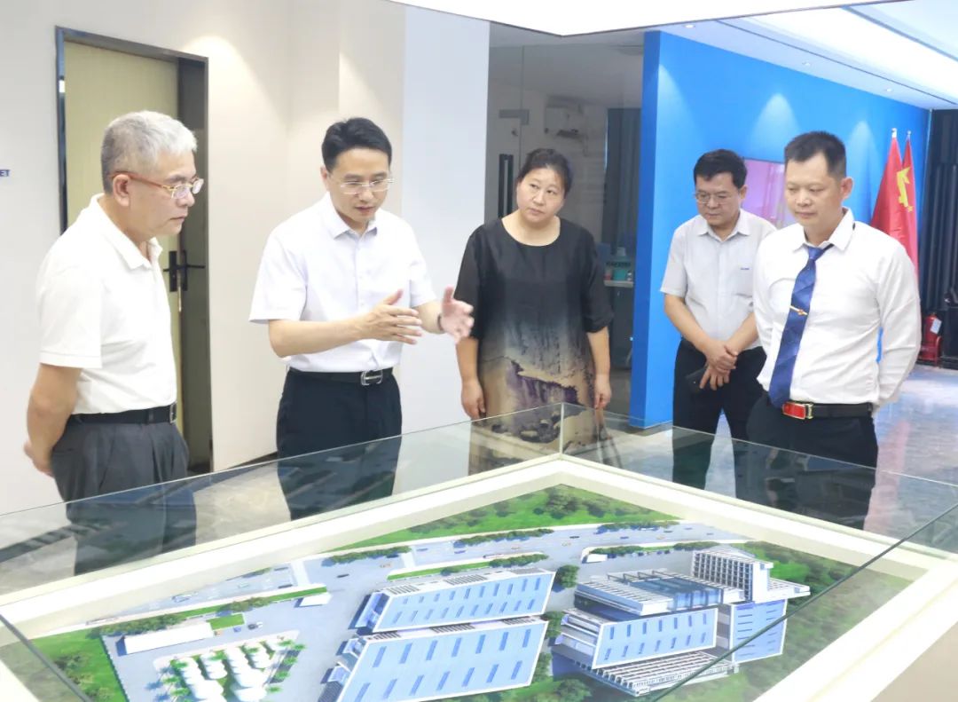 中国一带一路产业联盟骆福祥主席率队参观考察哈弗集团 中国一带一路产业联盟骆福祥主席率队参观考察哈弗集团