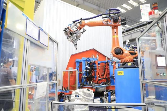 海斯坦普顺义工厂正式向北京奔驰供货 海斯坦普顺义工厂正式向北京奔驰供货