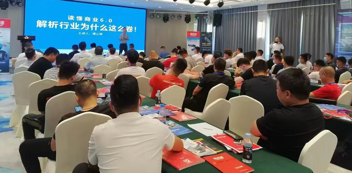 最全产品线再造市场 雅固电吸门携新品获众多商家追捧 最全产品线再造市场 雅固电吸门携新品获众多商家追捧