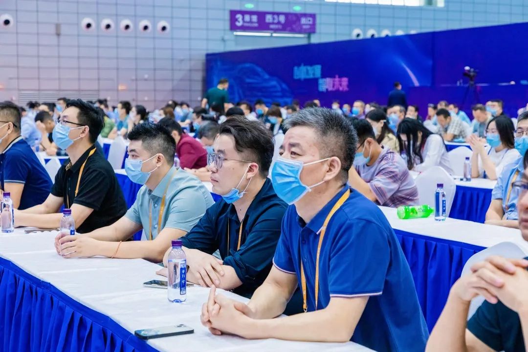 2022世界制造业大会圆满收官,精一门携电致变色产品闪耀会场! 2022世界制造业大会圆满收官,精一门携电致变色产品闪耀会场!