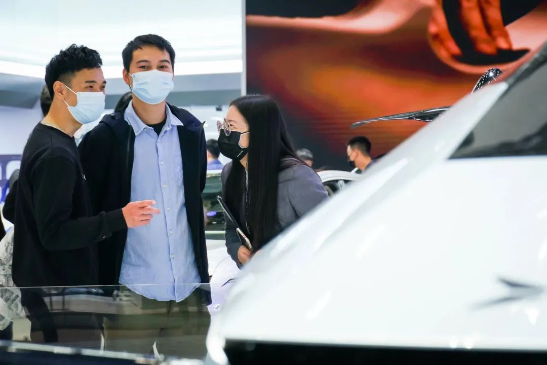 【图片回顾】第二十届广州国际汽车展览会精彩瞬间 【图片回顾】第二十届广州国际汽车展览会精彩瞬间