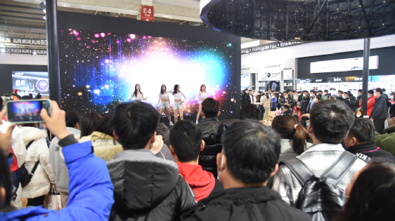 相聚雅森北京展,香百年携全系列新品闪亮登场! 相聚雅森北京展,香百年携全系列新品闪亮登场!