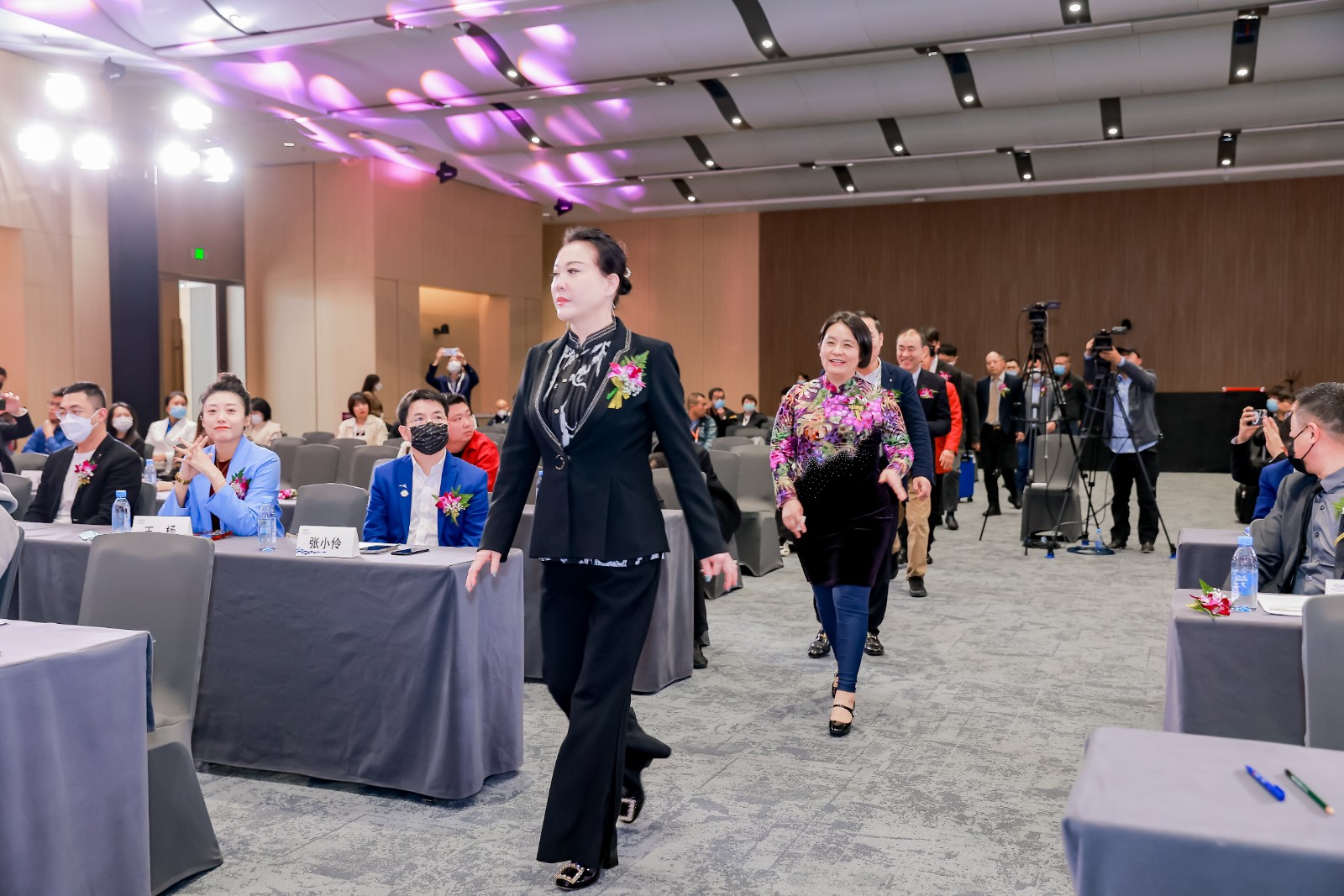 2.15日,直播开始:中威车饰杯慧聪汽车2022年度汽车后市场品牌盛会 2.15日,直播开始:中威车饰杯慧聪汽车2022年度汽车后市场品牌盛会