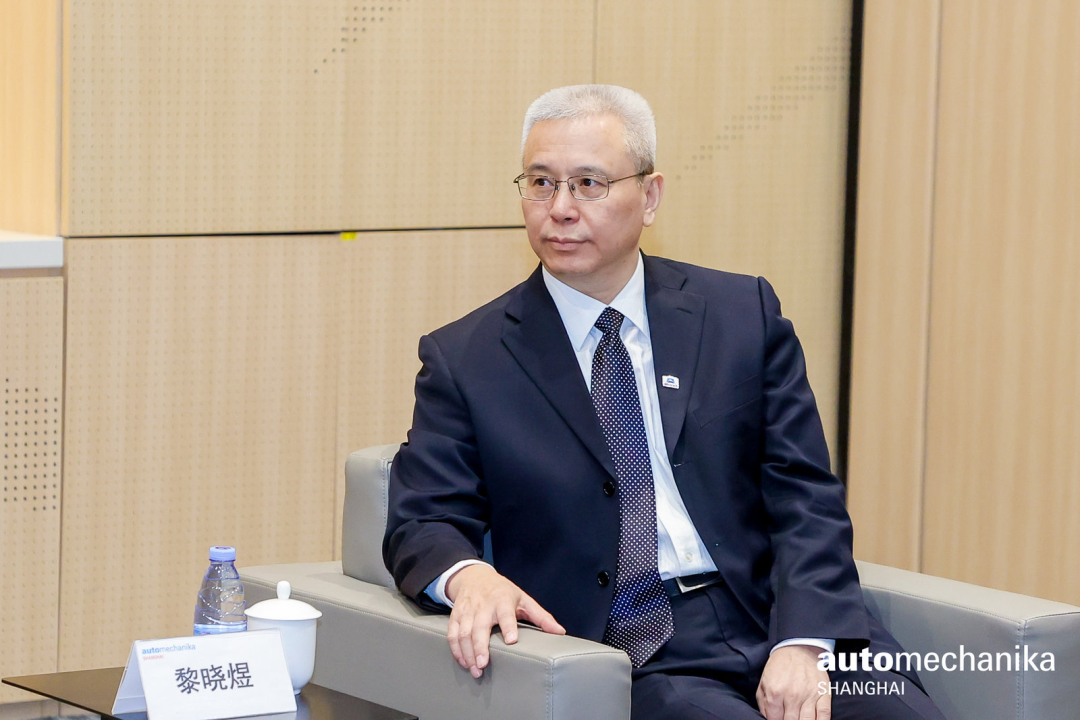 国机集团副总经理黎晓煜与法兰克福展览集团董事会成员鲍思丰会晤洽谈 国机集团副总经理黎晓煜与法兰克福展览集团董事会成员鲍思丰会晤洽谈