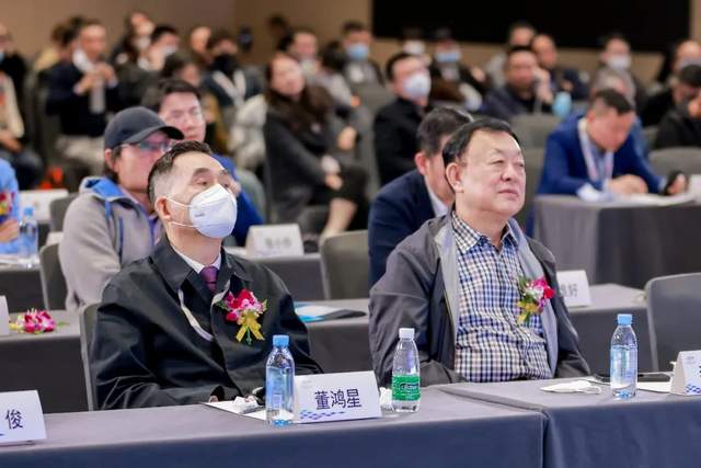 聚力前行!中威车饰杯慧聪汽车2022年度汽车后市场品牌盛会荣耀盛典隆重召开 聚力前行!中威车饰杯慧聪汽车2022年度汽车后市场品牌盛会荣耀盛典隆重召开