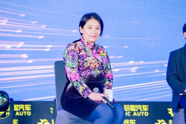 聚力前行!中威车饰杯慧聪汽车2022年度汽车后市场品牌盛会荣耀盛典隆重召开 聚力前行!中威车饰杯慧聪汽车2022年度汽车后市场品牌盛会荣耀盛典隆重召开