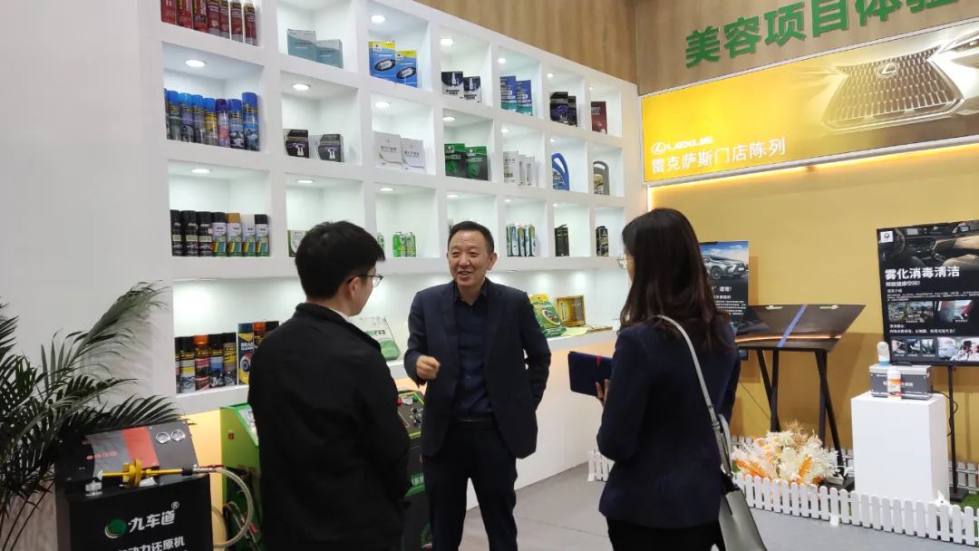 九车道集团参加九州汽车生态博览会并取得圆满成功! 九车道集团参加九州汽车生态博览会并取得圆满成功!