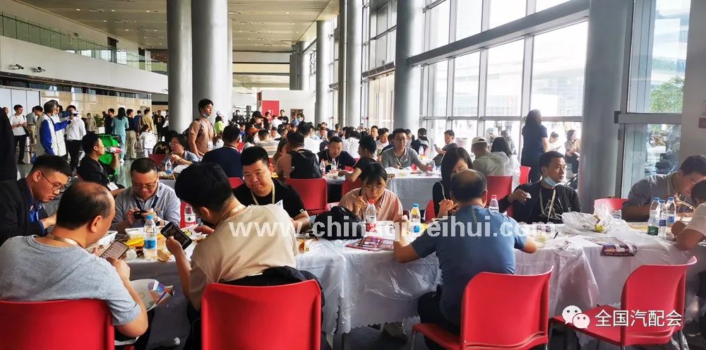 全国汽配会(2023· 武汉)现场盛大开幕,人气爆棚! 全国汽配会(2023· 武汉)现场盛大开幕,人气爆棚!