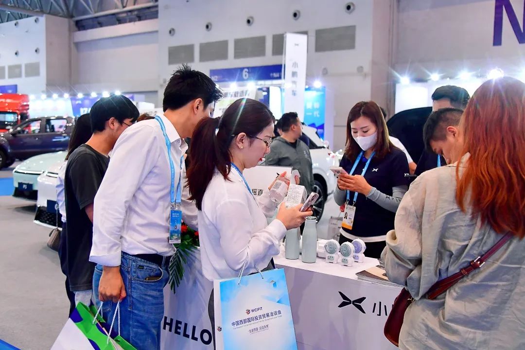 现场直击|第五届西洽会汽摩馆开展第一天! 现场直击|第五届西洽会汽摩馆开展第一天!