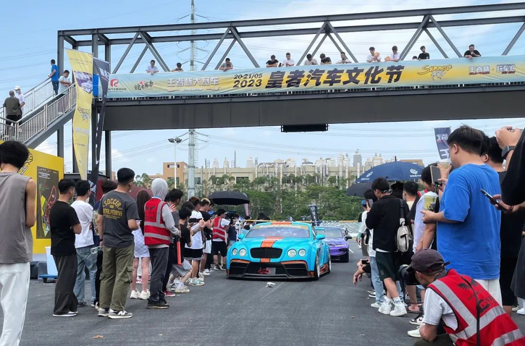 500台车塞满赛道是一种怎样的体验? 500台车塞满赛道是一种怎样的体验?
