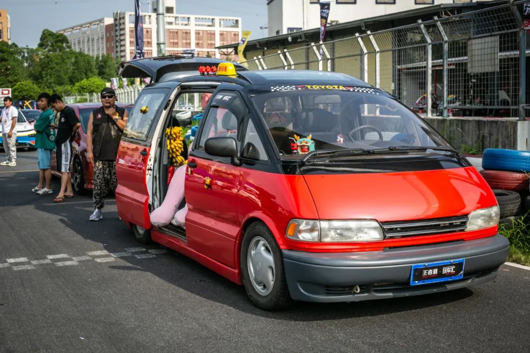 500台车塞满赛道是一种怎样的体验? 500台车塞满赛道是一种怎样的体验?
