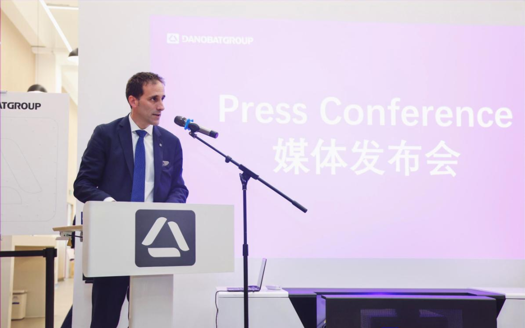 “在中国,为中国” 达诺巴特集团与福斯润滑油签署战略合作 “在中国,为中国” 达诺巴特集团与福斯润滑油签署战略合作