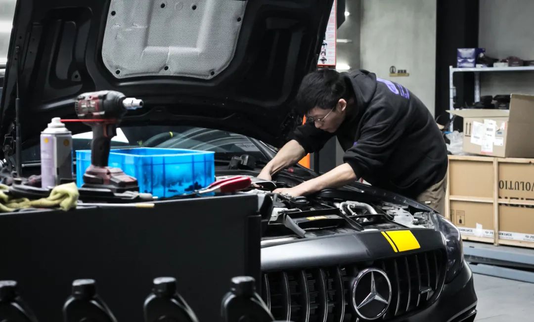 赛车与街道在GAHA找到了奇妙的“平衡” 赛车与街道在GAHA找到了奇妙的“平衡”