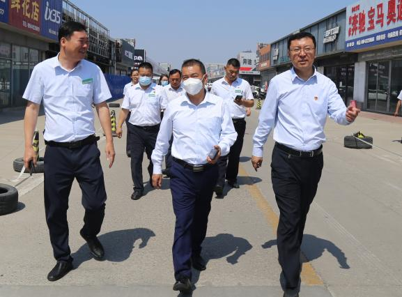 五方天雅开展“人人讲安全、个个会应急”党建活动 五方天雅开展“人人讲安全、个个会应急”党建活动