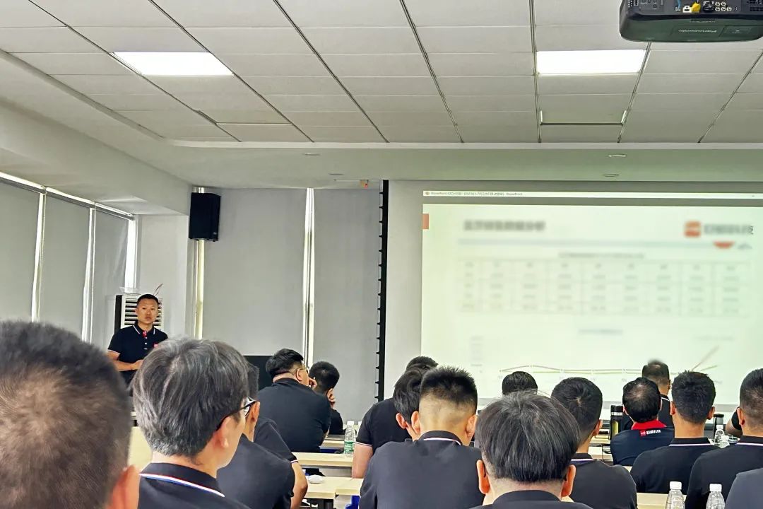 “更”字当头谋发展,奋楫争先开新局! “更”字当头谋发展,奋楫争先开新局!