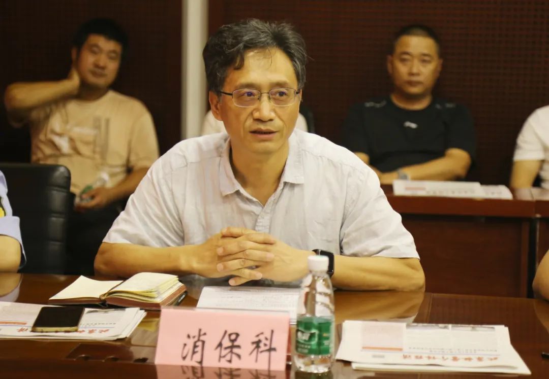 五方天雅开展市场“党建+接诉即办”培训会、“深化党建引领,跑出为民解忧‘加速度’” 五方天雅开展市场“党建+接诉即办”培训会、“深化党建引领,跑出为民解忧‘加速度’”