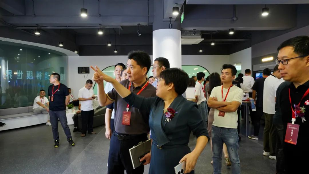 追得上海光电显示智能制造基地落成典礼 暨新时代窗膜创新发展论坛成功举办 追得上海光电显示智能制造基地落成典礼 暨新时代窗膜创新发展论坛成功举办