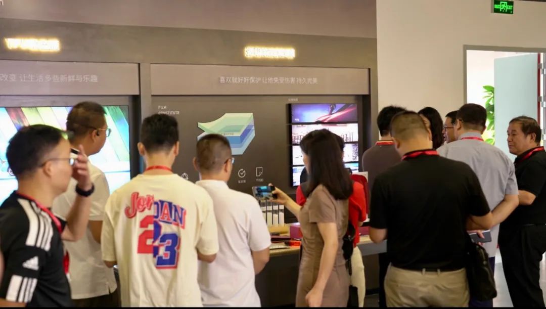 追得上海光电显示智能制造基地落成典礼 暨新时代窗膜创新发展论坛成功举办 追得上海光电显示智能制造基地落成典礼 暨新时代窗膜创新发展论坛成功举办