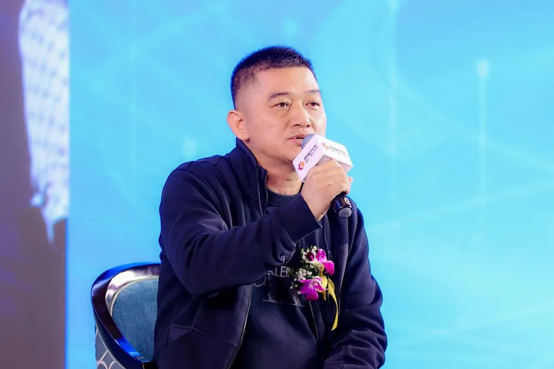 激变·破局·前行《中威车饰 UPPF’2023 年度车衣车膜产业发展论坛》 激变·破局·前行《中威车饰 UPPF’2023 年度车衣车膜产业发展论坛》
