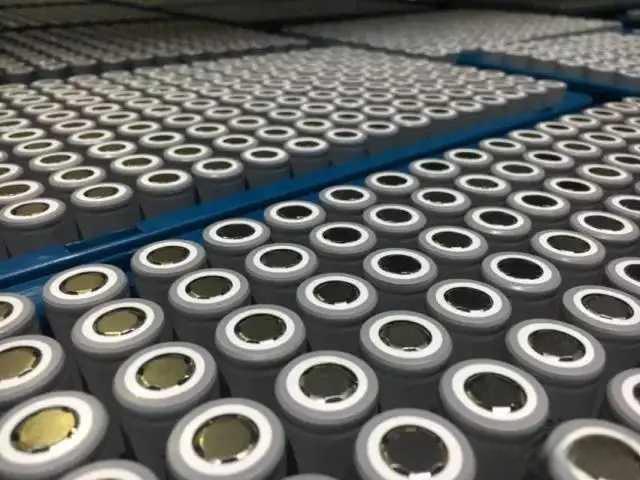 磷酸铁锂电池怎么样,安全吗? 磷酸铁锂电池怎么样,安全吗?