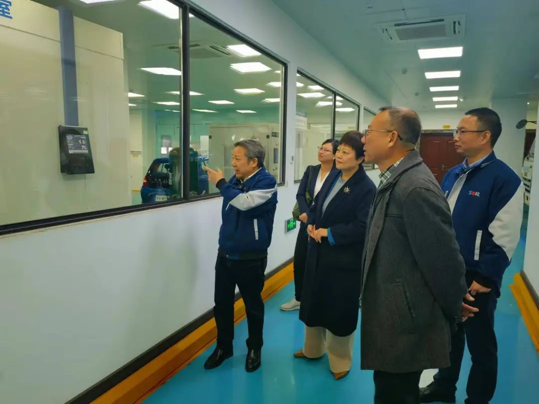 张力总经理受邀参加瑞安市汽摩配行业协会会员大会并走访相关企业 张力总经理受邀参加瑞安市汽摩配行业协会会员大会并走访相关企业