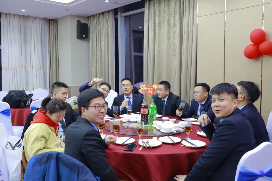 老曲发钱了，好顺科技营销大会究竟发生了什么？
