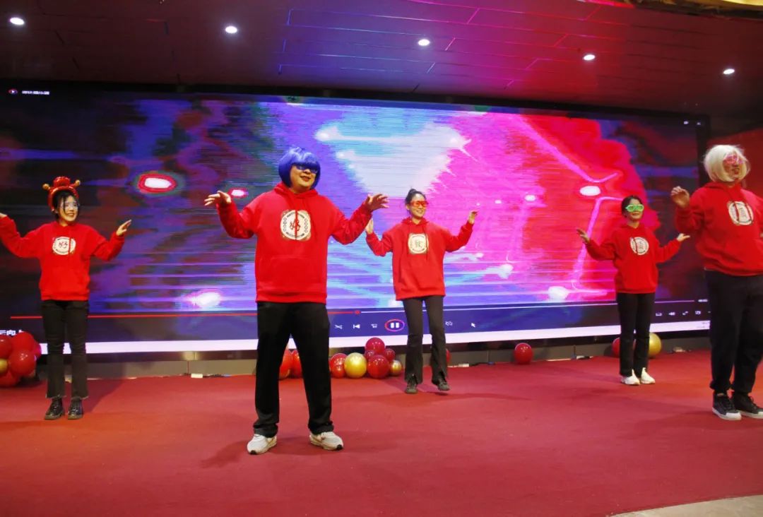 【乘风破浪·筑梦前行】2023年好顺科技优秀员工表彰暨年终晚宴成功举办 【乘风破浪·筑梦前行】2023年好顺科技优秀员工表彰暨年终晚宴成功举办