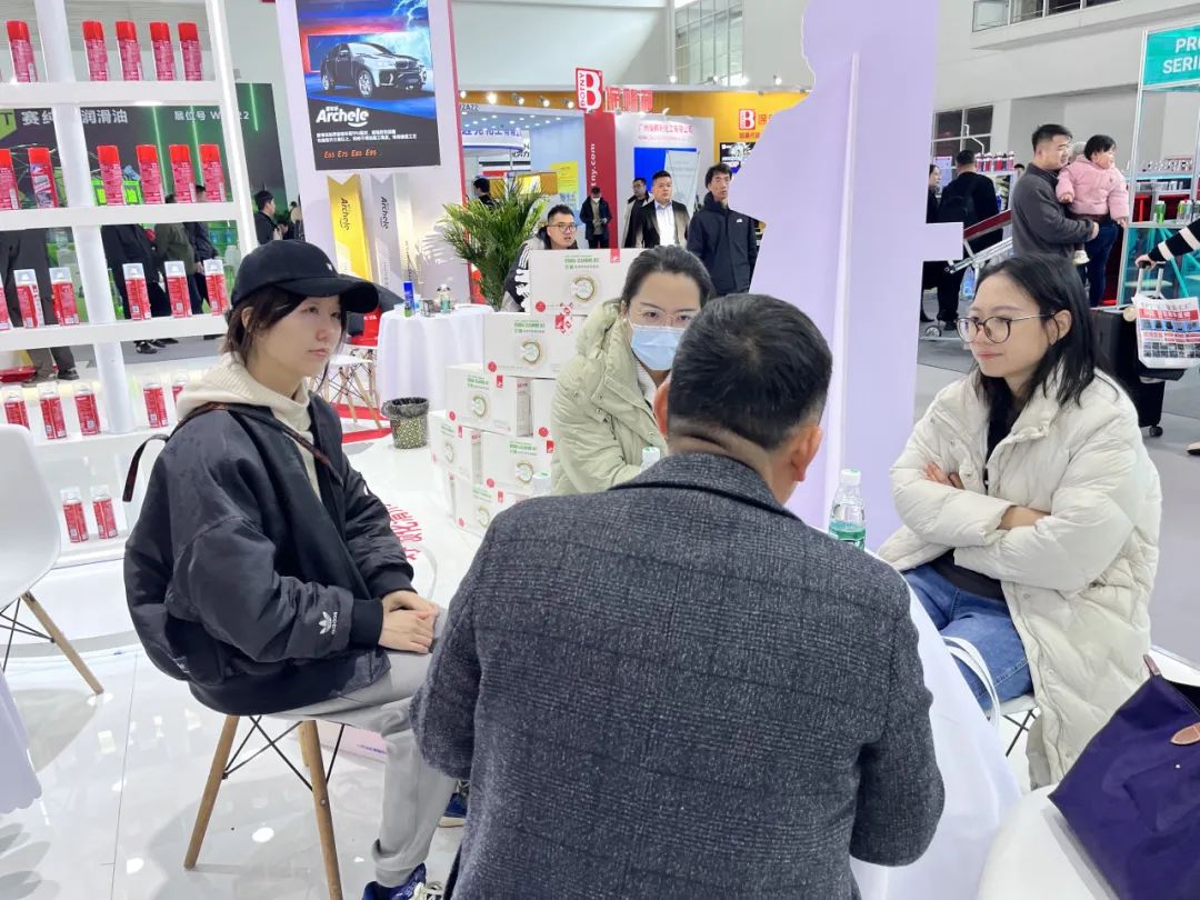 北京雅森展盛况空前,好顺科技汽车美容养护用品展位人气爆棚! 北京雅森展盛况空前,好顺科技汽车美容养护用品展位人气爆棚!