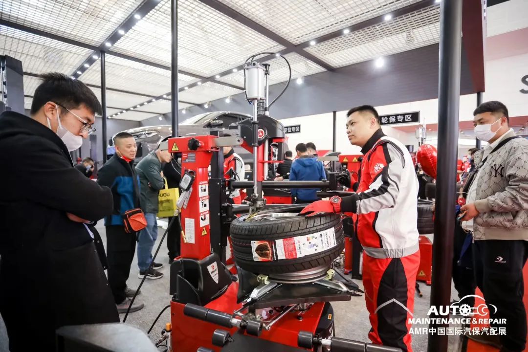 首季开门红|张力总经理出席2024AMR中国国际汽保汽配展 首季开门红|张力总经理出席2024AMR中国国际汽保汽配展