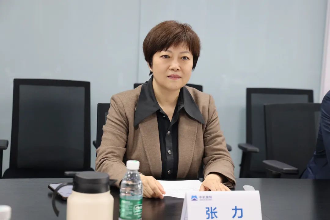 张力总经理与苏州市贸促会徐联全会长一行开展合作交流 张力总经理与苏州市贸促会徐联全会长一行开展合作交流