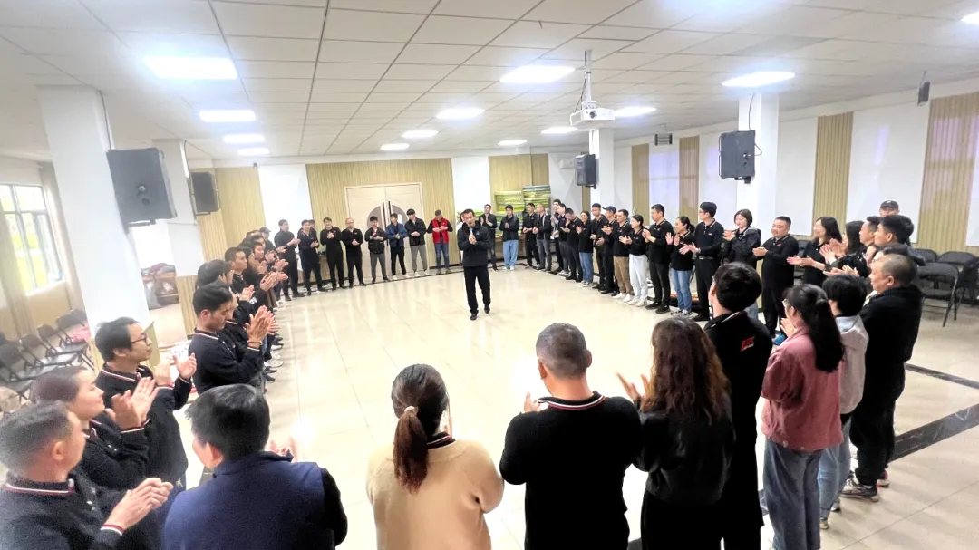 春色阑珊四月天|2024年杰特熙(JTC)青浦大千天鹅湖团建精彩回顾 春色阑珊四月天|2024年杰特熙(JTC)青浦大千天鹅湖团建精彩回顾