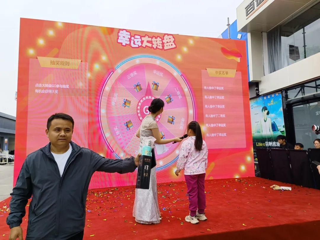 重磅!五方天雅第三届二手车特卖会盛大开幕! 重磅!五方天雅第三届二手车特卖会盛大开幕!