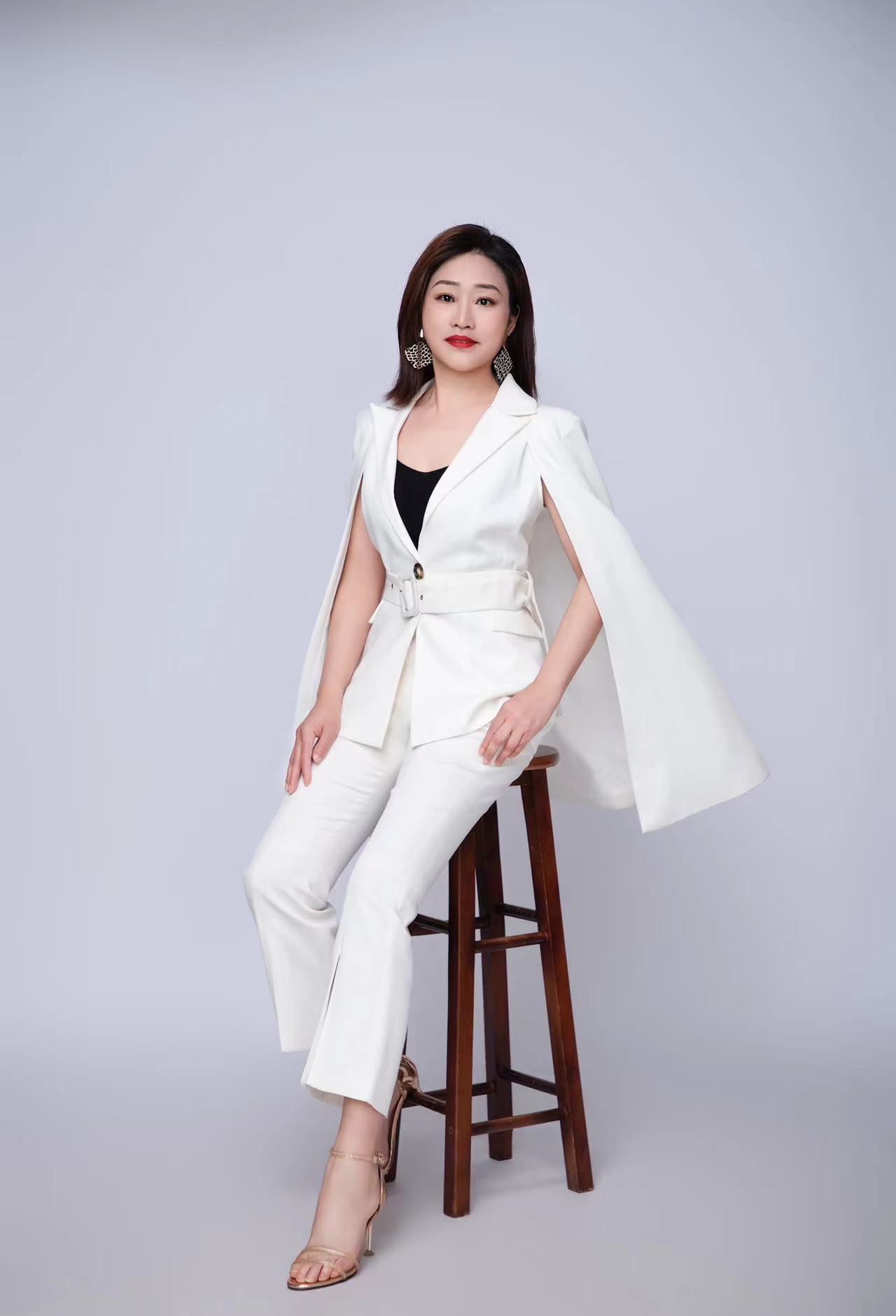 慧聪汽车专访名企——广东寰球国际会展有限公司总经理张慧女士 慧聪汽车专访名企——广东寰球国际会展有限公司总经理张慧女士