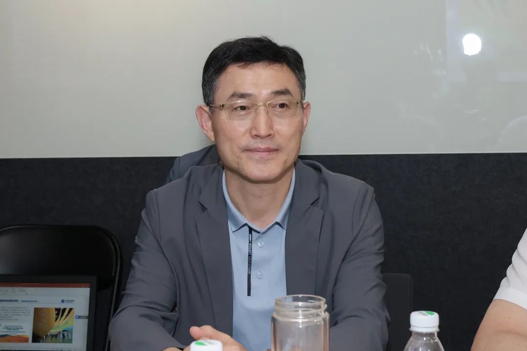 中机国际董事长会见苏州商务局、苏美达股份一行 共话合作交流 中机国际董事长会见苏州商务局、苏美达股份一行 共话合作交流