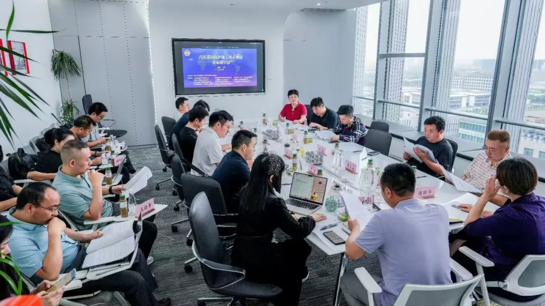 贴车衣如何实现规范化?行业大咖群策群力 贴车衣如何实现规范化?行业大咖群策群力