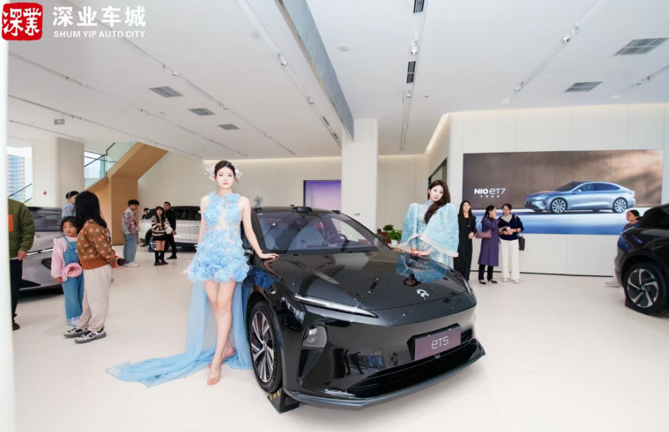 金秋驾享 礼遇龙泉 深业车城打造永不落幕的魅力车城 金秋驾享 礼遇龙泉 深业车城打造永不落幕的魅力车城