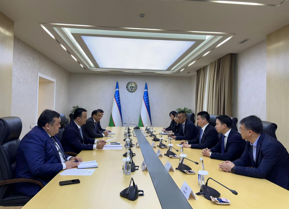 中机国际董事长出席首届乌兹别克斯坦零部件展并开展商务交流 中机国际董事长出席首届乌兹别克斯坦零部件展并开展商务交流