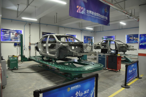 奔腾助力——2024年世界职业院校技能大赛总决赛争夺赛顺利举办! 奔腾助力——2024年世界职业院校技能大赛总决赛争夺赛顺利举办!