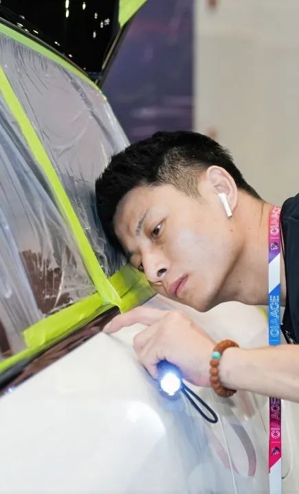 第七届全国汽车服务技能大赛暨“UPPF杯”贴膜匠师赛——北京站落幕 第七届全国汽车服务技能大赛暨“UPPF杯”贴膜匠师赛——北京站落幕