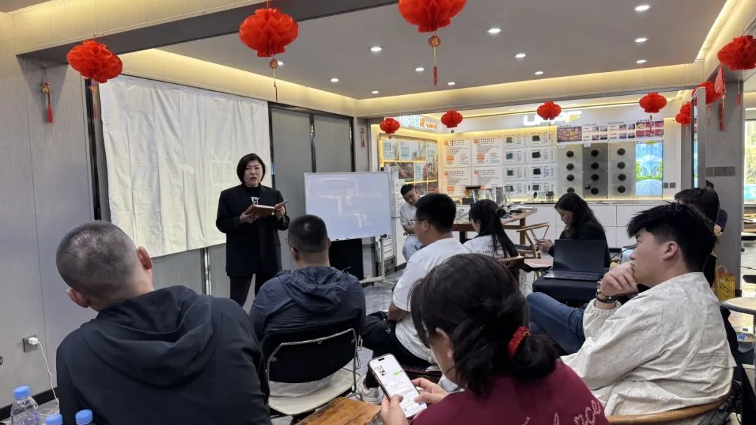 5.1别人旅游,他们学游,当后市场人在学游时,他们究竟学了什么? 5.1别人旅游,他们学游,当后市场人在学游时,他们究竟学了什么?