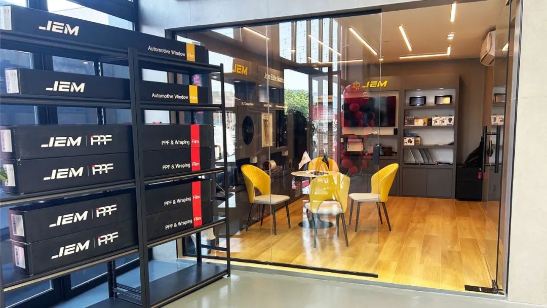 跨越山海,闪耀迪拜 | JEM迪拜标杆店正式落成,隆重开业! 跨越山海,闪耀迪拜 | JEM迪拜标杆店正式落成,隆重开业!